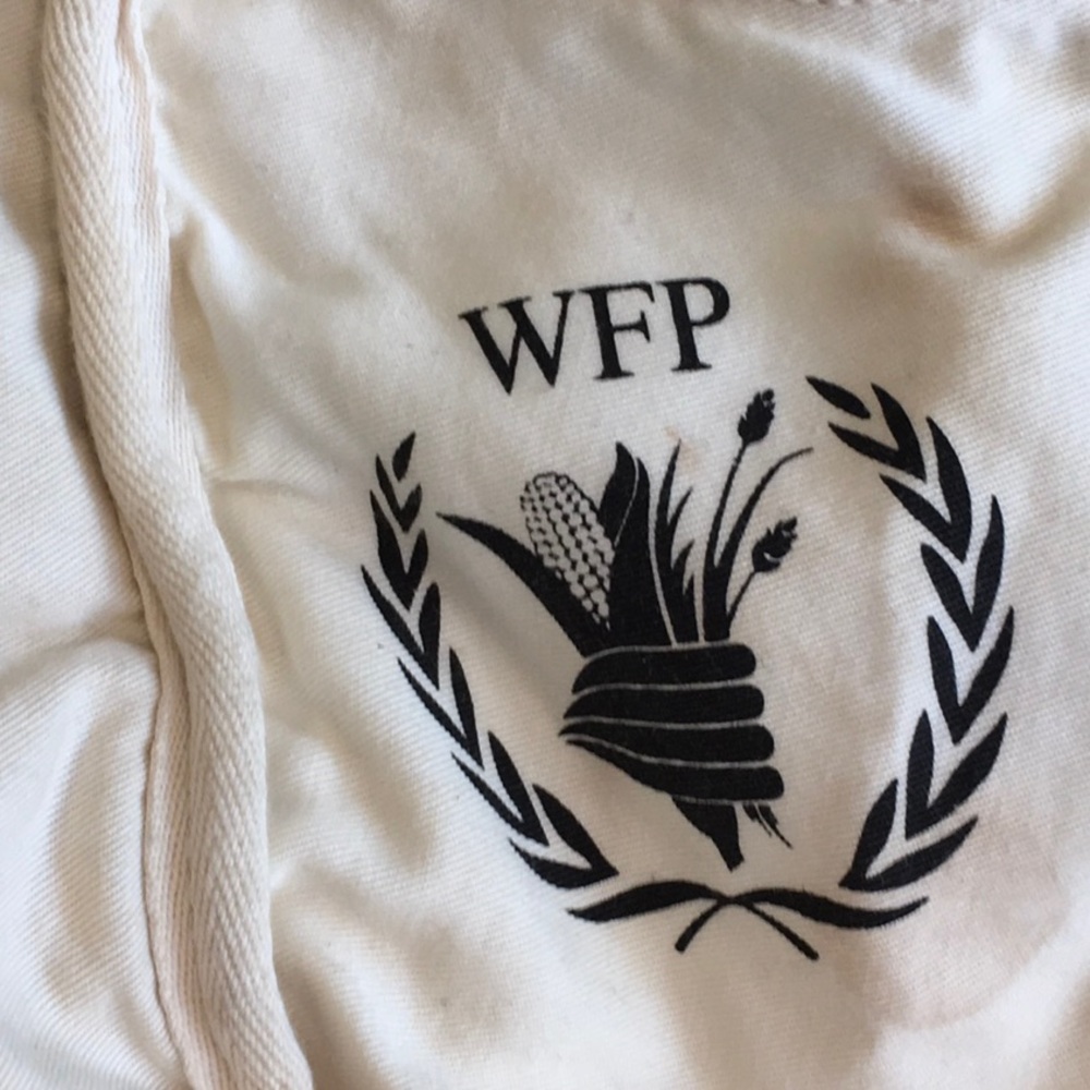 FEED Burlap/Canvas Bag Reversible by WFP - Picture 7 of 12